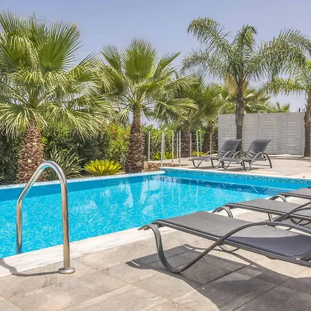 Seahorse Skala Villa Spathion